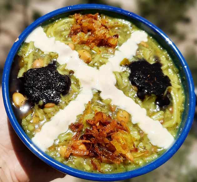 طرز تهیه آش رشته